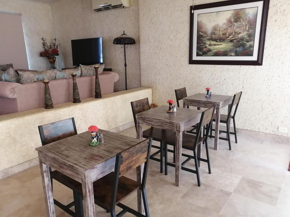 Bed and Breakfast Casa Dahlia 2 Mazatlán Zewnętrze zdjęcie